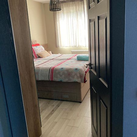 Mihajlovik Lux Apartment In Heart Of Skopje Exteriör bild