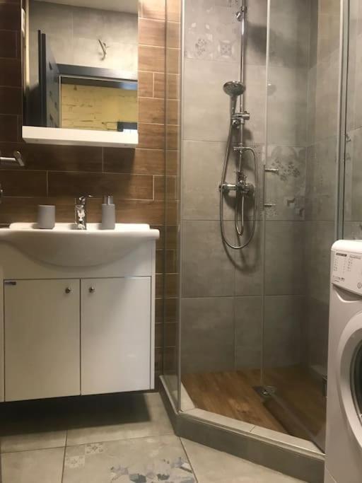 Mihajlovik Lux Apartment In Heart Of Skopje Exteriör bild